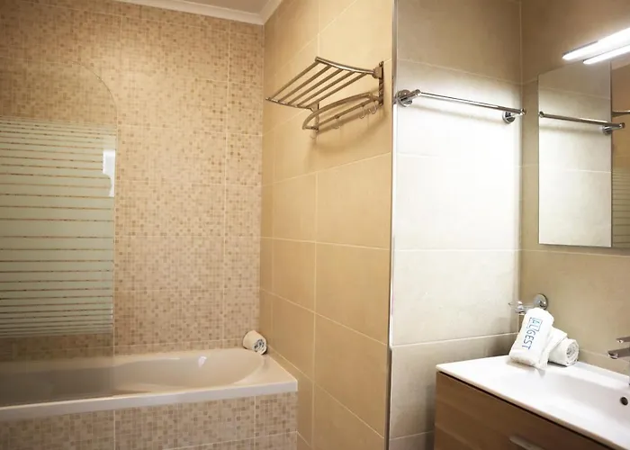 T1 Rocha Tower * Portimao