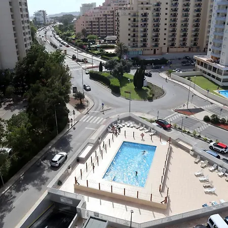 T1 Rocha Tower Apartmán *